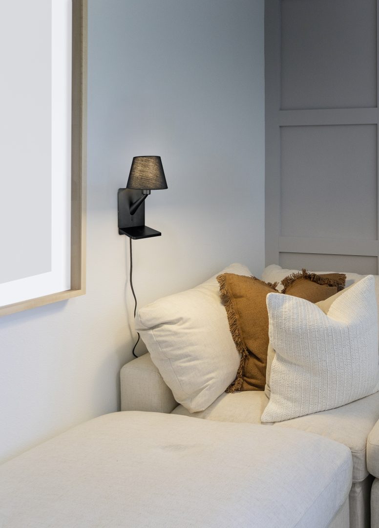 COMFORT | Wall lamp | Black mat | Metal