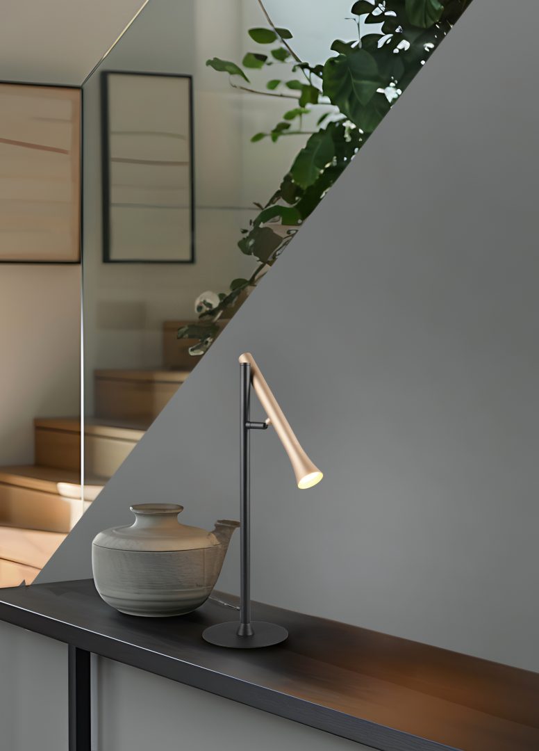 FIATO | Table lamp | Black mat | Metal