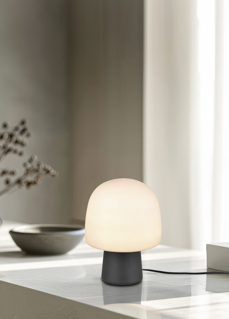 STEEN | Table lamp | Black | Metal