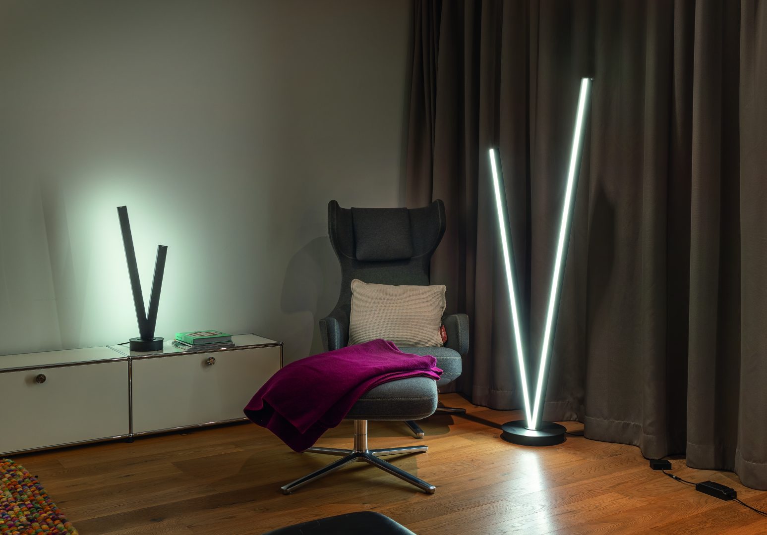 CICANTO | Table lamp | Black mat | Metal