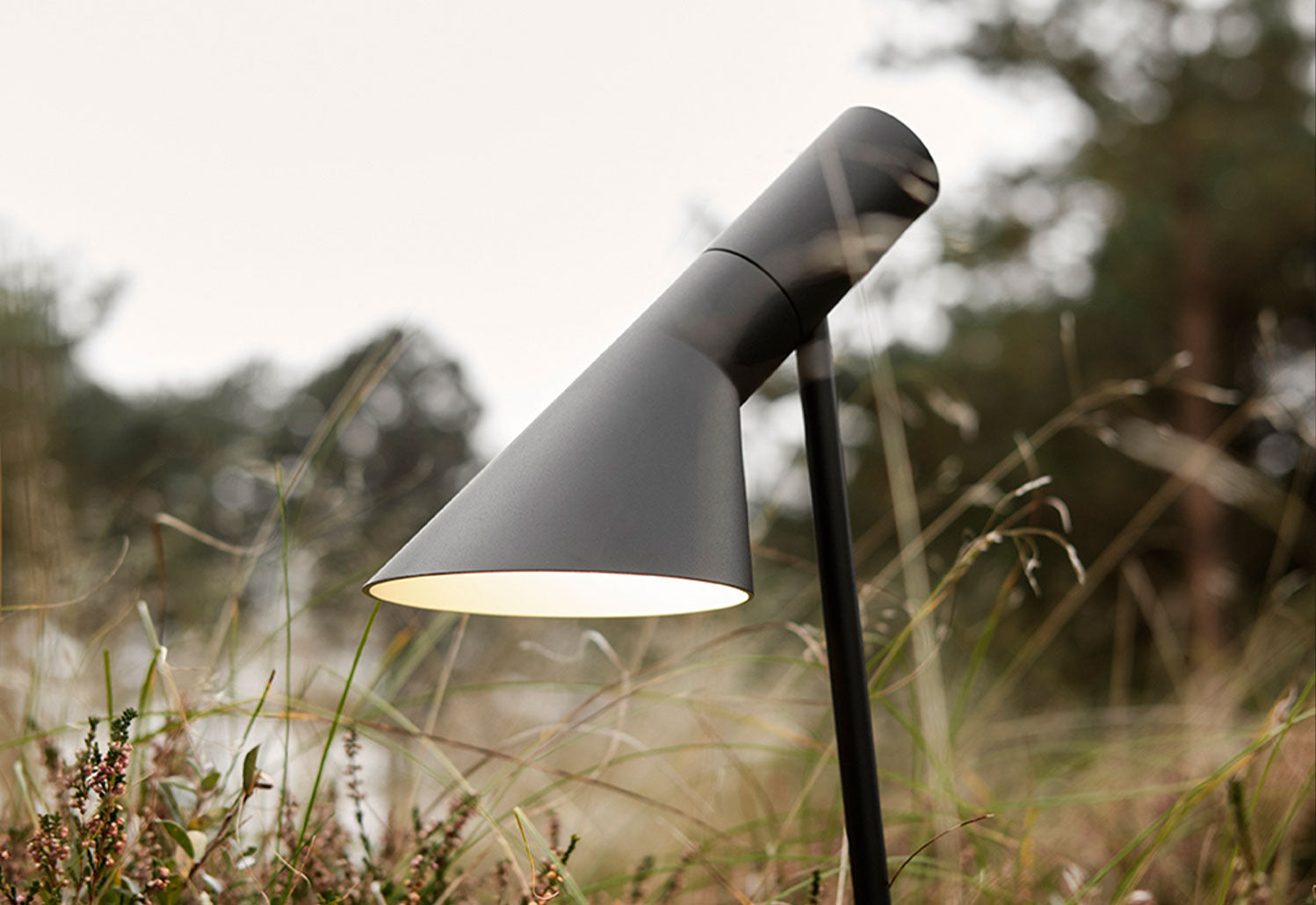 Louis Poulsen AJ Garden Bollard Black Texture