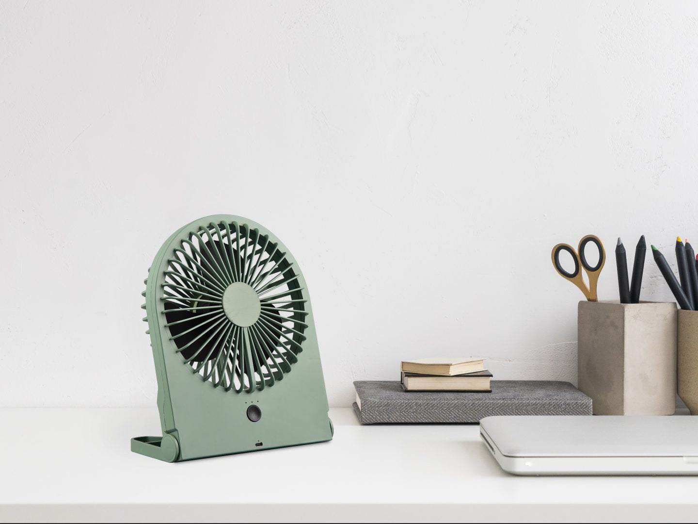 BREEZY | Ventilator | Pistaziengrün | Plastic