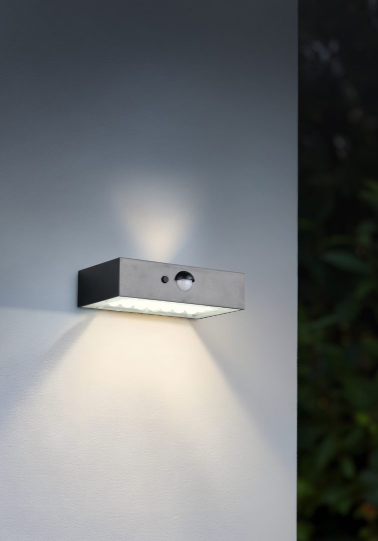 ELVAS | Wall lamp | Black mat | Plastic