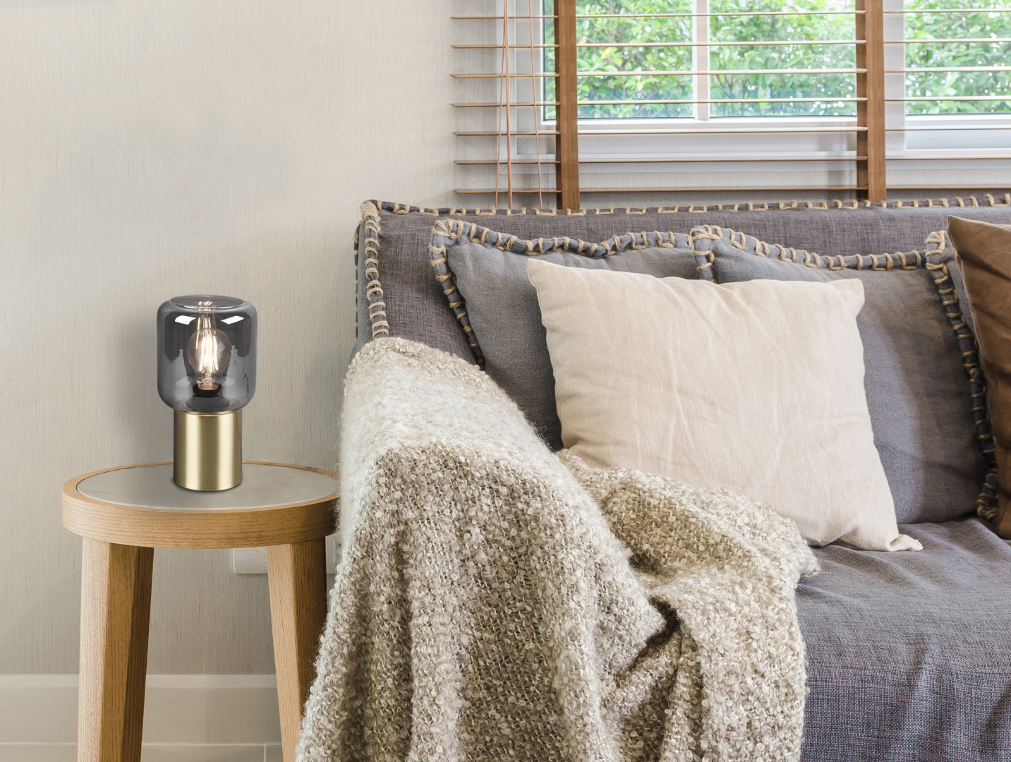 NICO | Table lamp | Brass mat | Metal