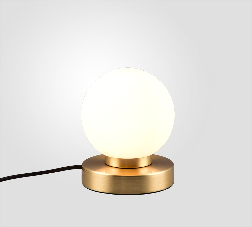 PRINZ II | Table lamp | Brass mat | Metal