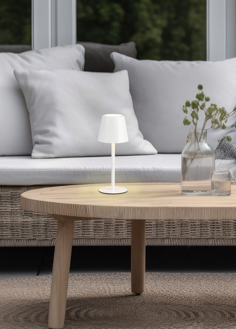 DIAZ | Table lamp | White mat | Metal