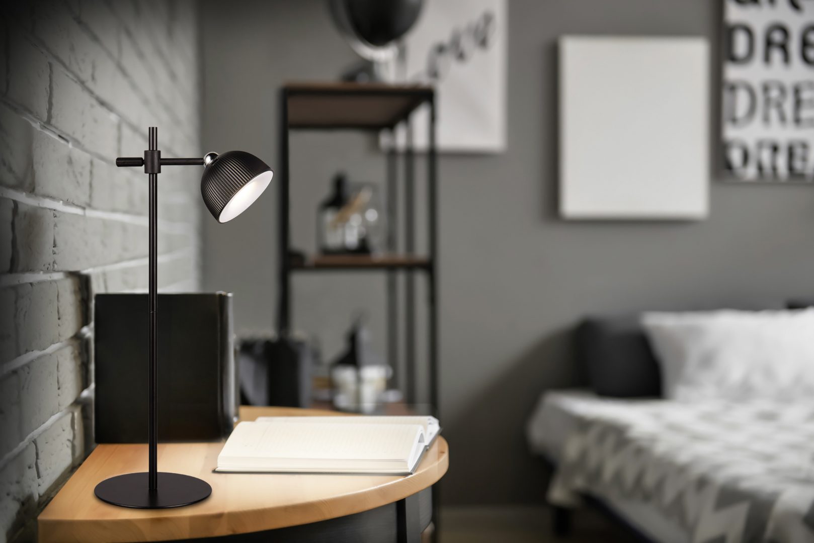 MAXIMA | Table lamp | Black | Plastic