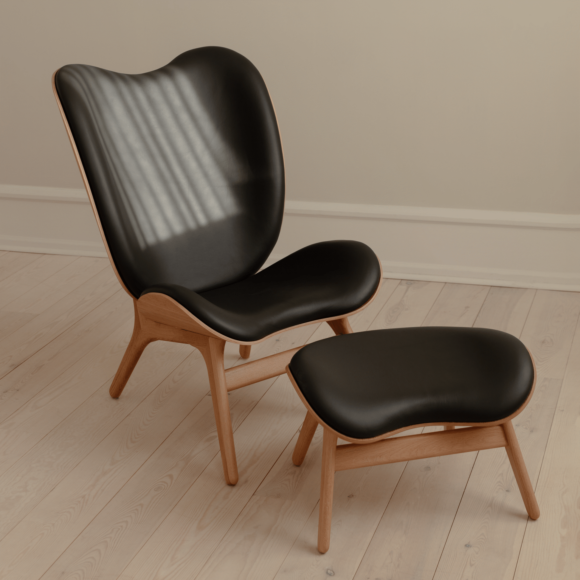 UMAGE Lifestyle Aconversationpiece Tall Oak Aconversationpiece Ottoman Oak 1 F076d1cf 8663 4Ed2 A76b 59908547C616 1.png