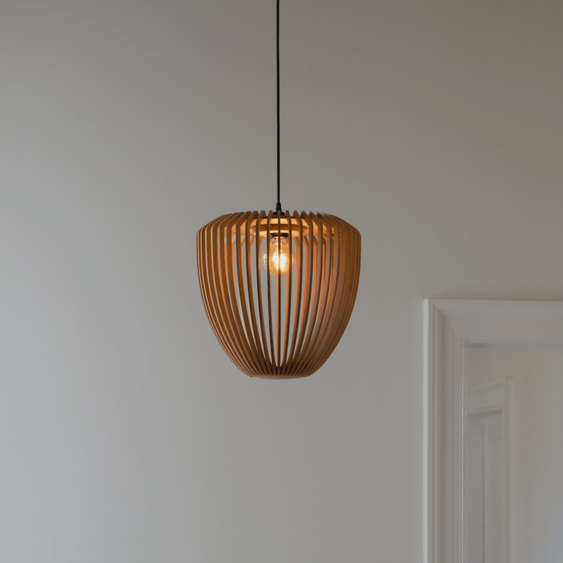 UMAGE Lifestyle Clavawood Oak 4 1 26F8b737 Af35 4C8f B4b8 Ed32a056446f.png