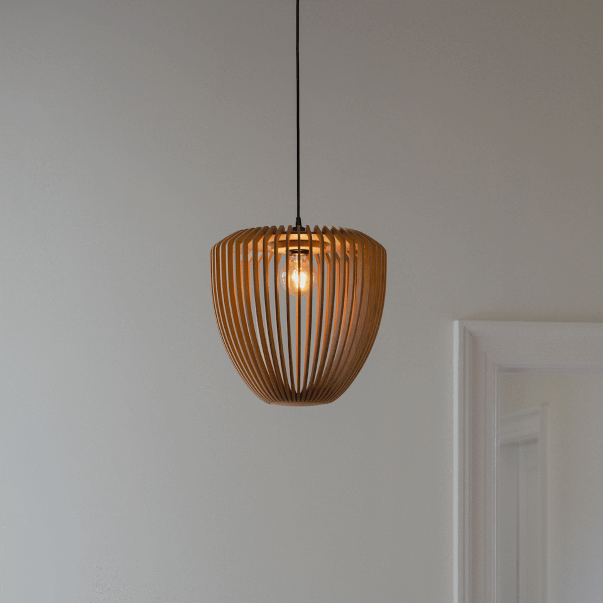 UMAGE Lifestyle Clavawood Oak 4 1 26F8b737 Af35 4C8f B4b8 Ed32a056446f.png