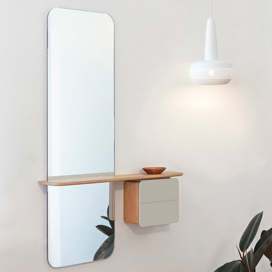 UMAGE Lifestyle Onemorelook Pearlwhite Clava Mattwhite 1C7bf3fb 1Df8 44F1 Bb38 34D57e5f2b67.jpg