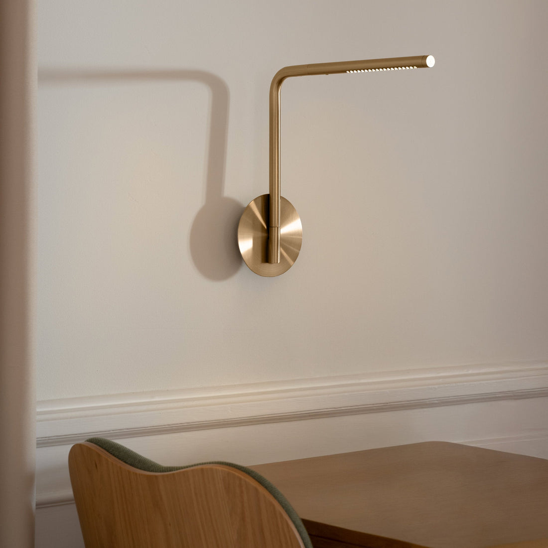 Omni Pivot | wall lamp